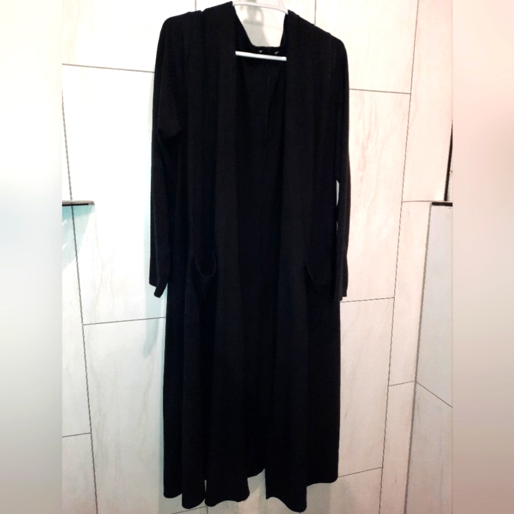 LuLaRoe Sarah black, duster open cardigan long sleeve with pockets size XL EUC